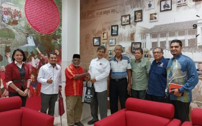 KUNJUNGAN HORMAT KE PEJABAT PERSATUAN ALUMNI UNIVERSITI PUTRA MALAYSIA