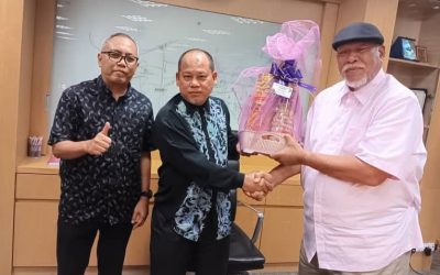 Kunjung Hormat Pengarah Jabatan Pengairan dan Saliran (JPS)